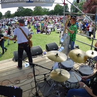 Damo And The Dynamites