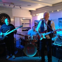 Red Sky profile picture