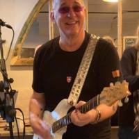 Andy Robinson profile picture